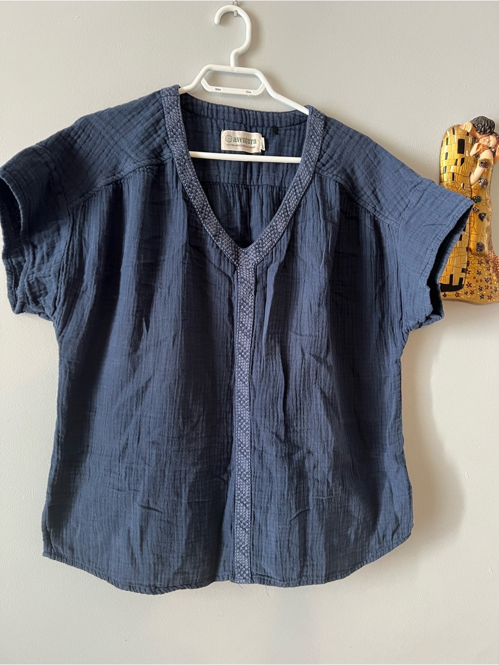 Aventura Navy 100% organic cotton Gauze V-Neck Short Sleeve Top size XL